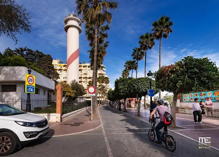 Apartamento junto al Faro .Marbella centro.Vistas mar y el puerto.